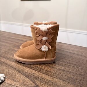 Koolaburra Kids Tan Boots with Cream Details